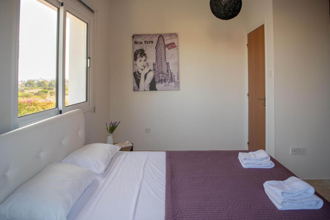 Villa Ruby Nissi Beach Agia Napa Buitenkant foto