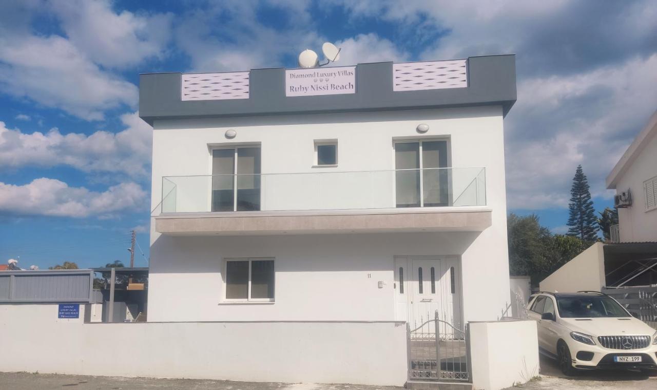 Villa Ruby Nissi Beach Agia Napa Buitenkant foto